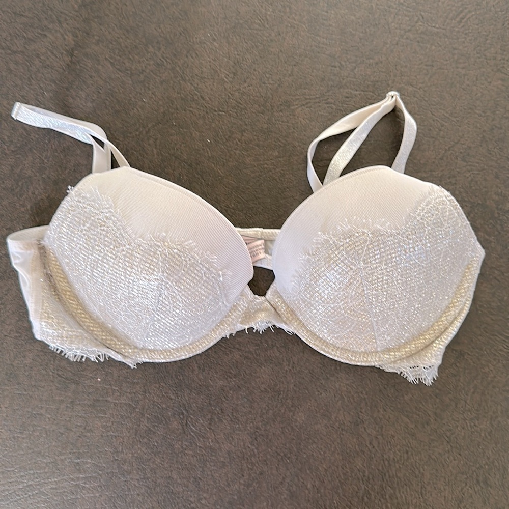 Victoria’s Secret Bombshell Bra